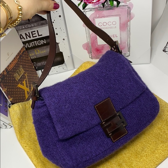 Fendi Baguette - Picture 13 of 13